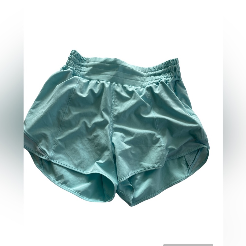 LULULEMON hotty hot high rise lined shorts 4”